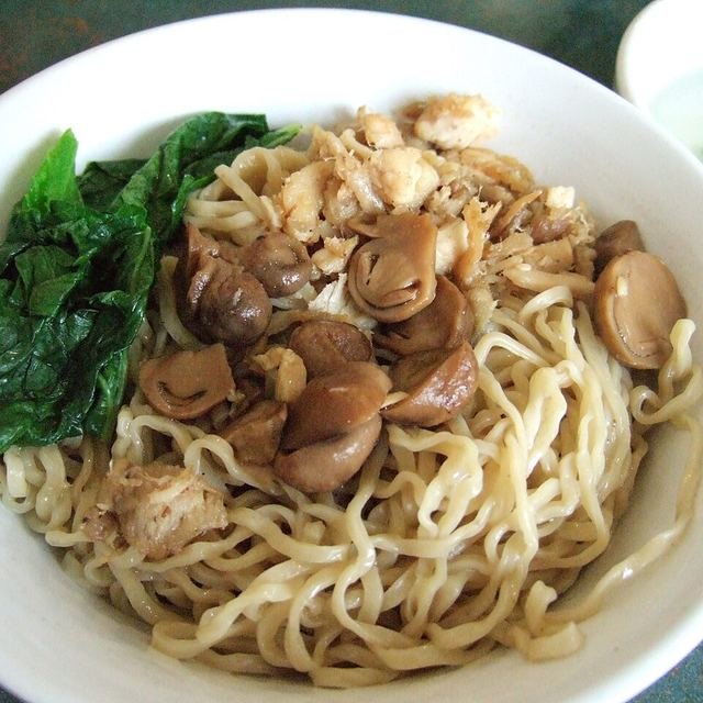Foto mie ayam jamur
